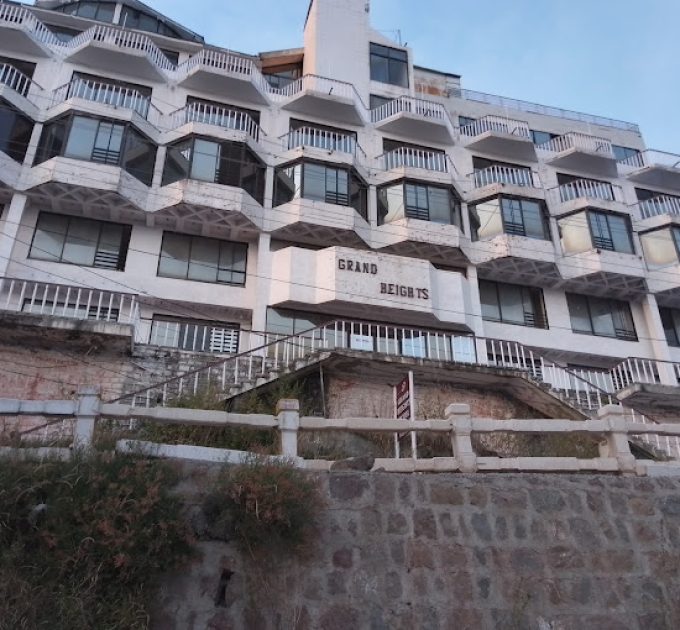 Grand Heights Hotel, Murree