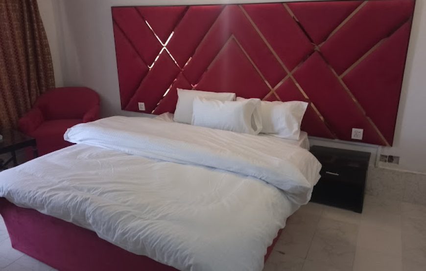 Grand Heights Hotel, Murree