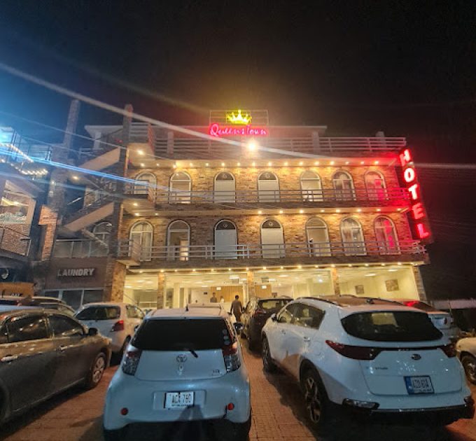 QueensTown Hotel, Murree