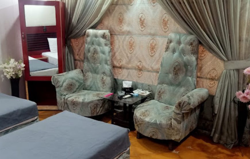 Hotel Royal Suites (Lahore)