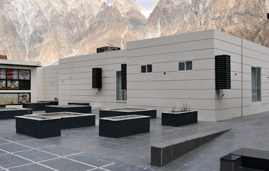 Marcopolo Resort, Passu