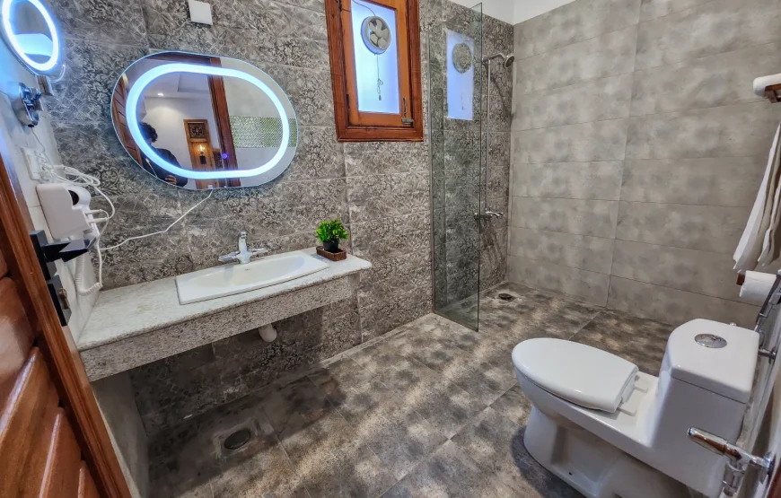 Zen Luxus (Kalam Valley)