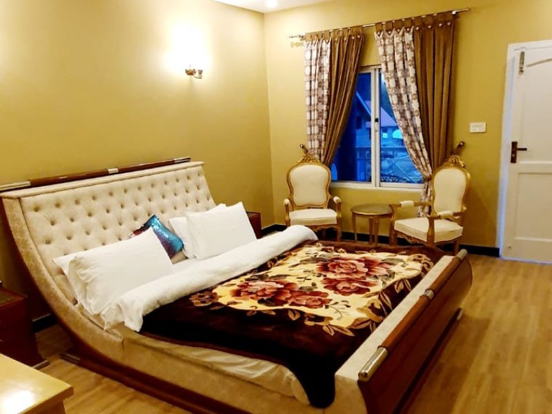 Executive Master Bed