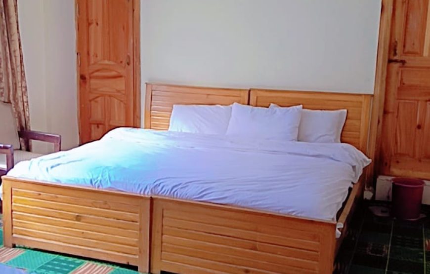 Moon Lodges Hotel & Cottages (Naran)