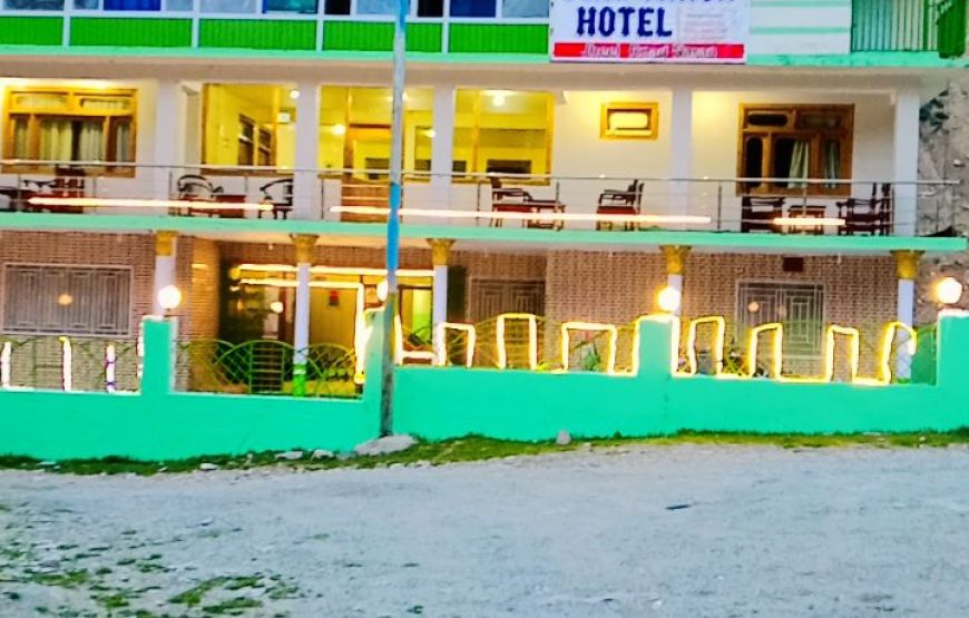 Pine Track Hotel (Naran)