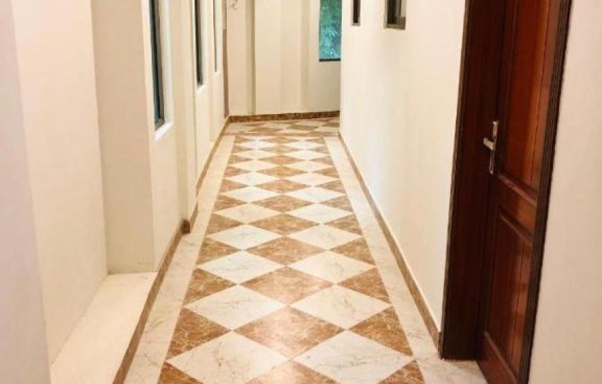 Hotel Silver Oaks (Naran)