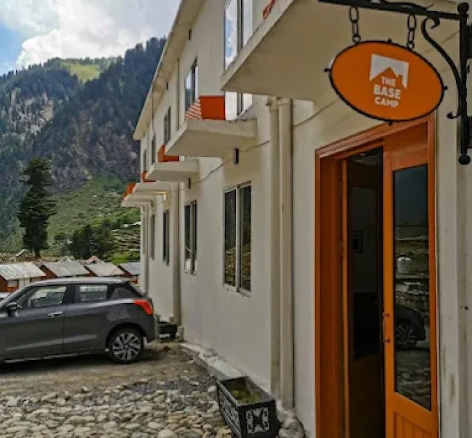 The Base Camp (Naran)