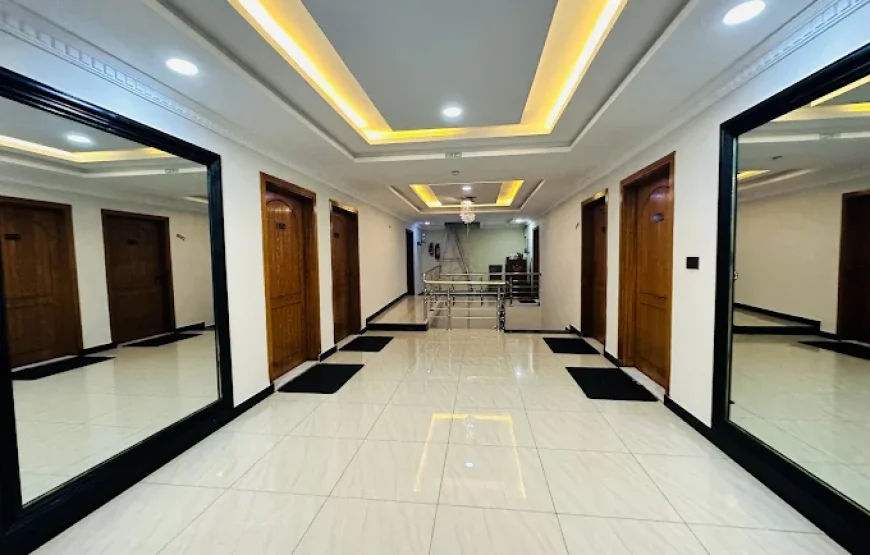 Grand Taj Hotel Murree